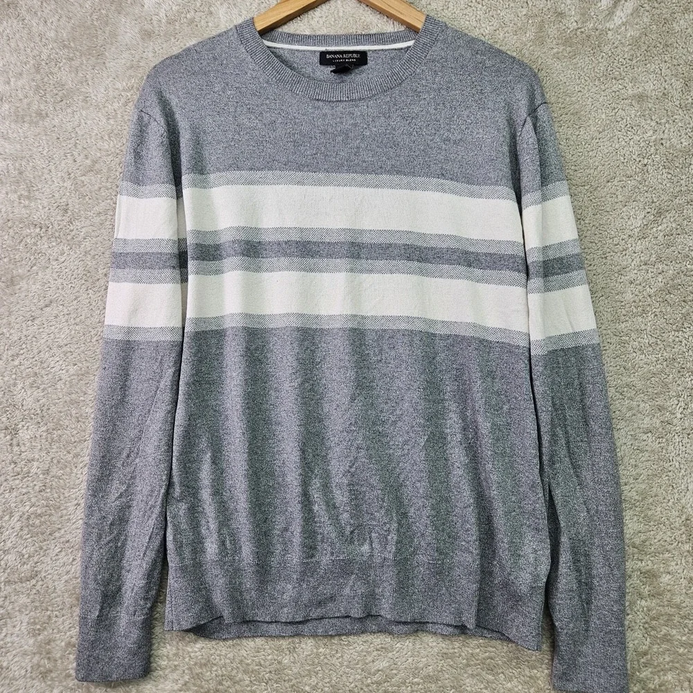 Banana Republic Luxury Blend Sweater Mens L‎ Gray Striped Silk Cashmere Crewneck